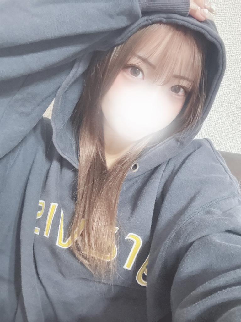 小島　れな
